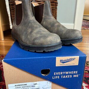 Blundstones, Rustic Brown, Size 7 - US Women's